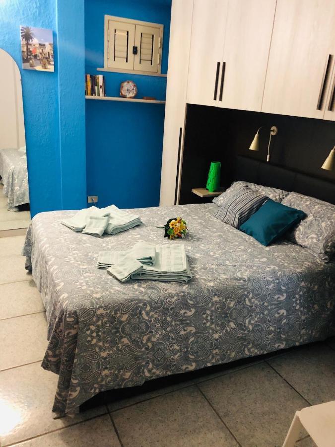 Sea View 2 Bedroom Vacation Apartment Giardini Naxos Ngoại thất bức ảnh